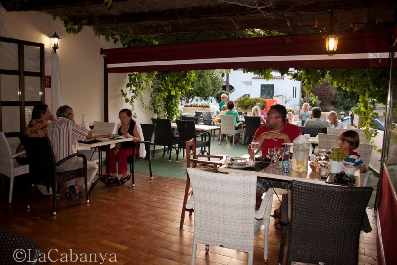 Apartamentos La Cabaña Canyamel  Ruang foto